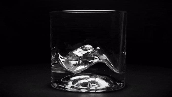 Mt.-Denali_whiskey_glass_without_drink